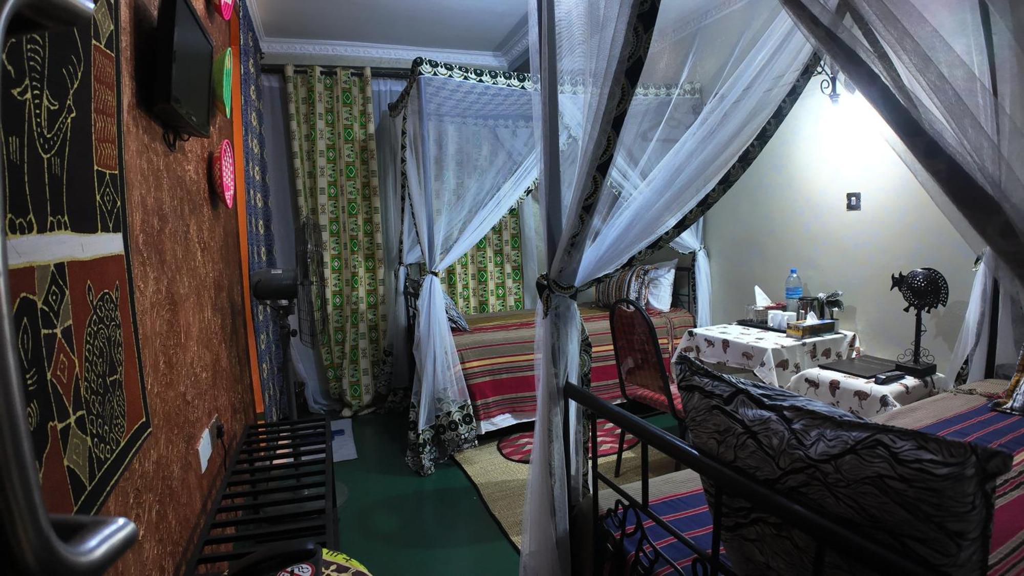 Korona House Hotel アルーシャ エクステリア 写真